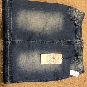 Denim skirt